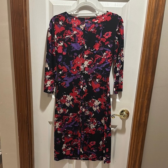 Floral Wrap Dress - Black and Red - Picture 5 of 5